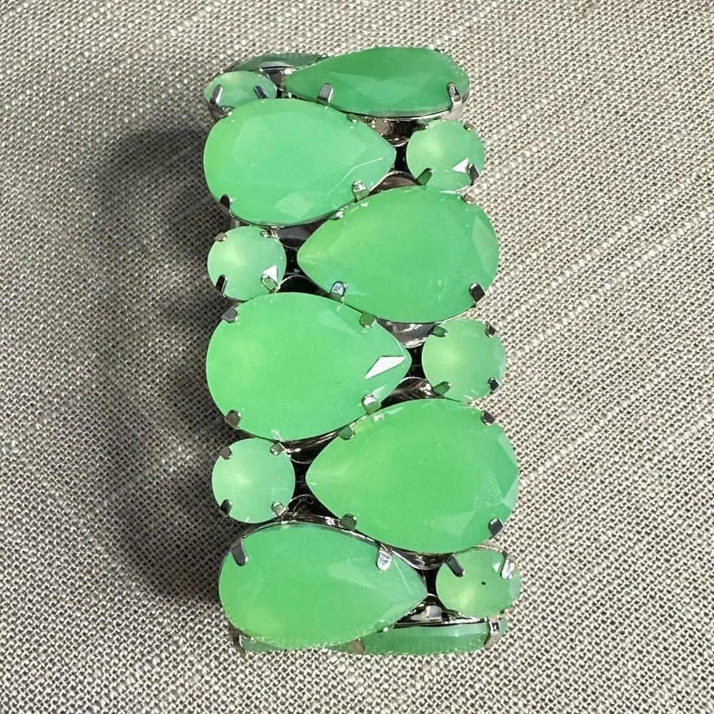 Park Lane South Beach Mint Green Stretch Bracelet Retired Hostess Exclusive - Picture 2 of 6